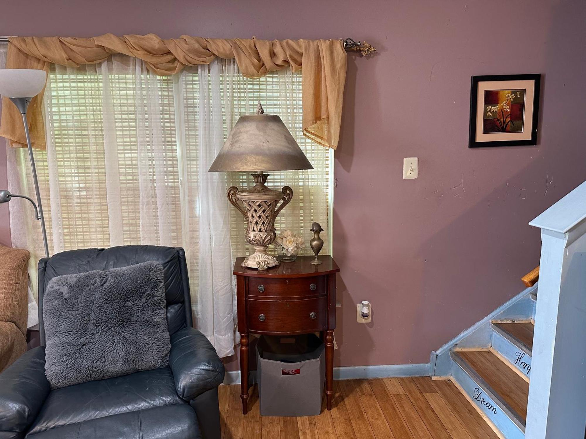 Colorful 3 Bedrooms Twin Home Near Center フィラデルフィア エクステリア 写真