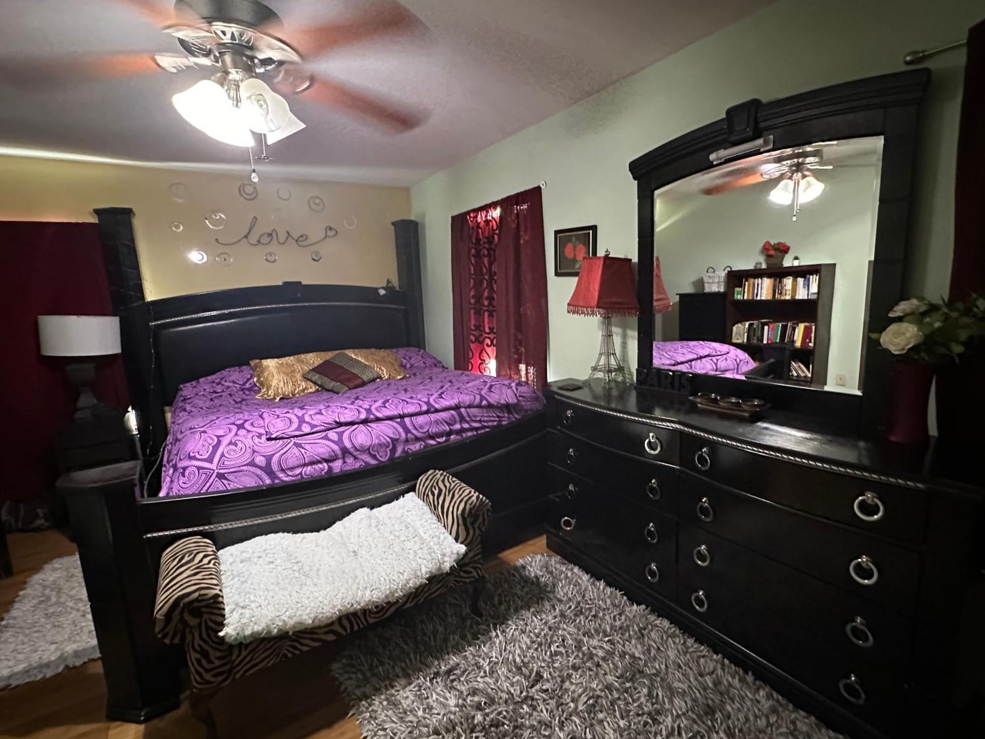 Colorful 3 Bedrooms Twin Home Near Center フィラデルフィア エクステリア 写真